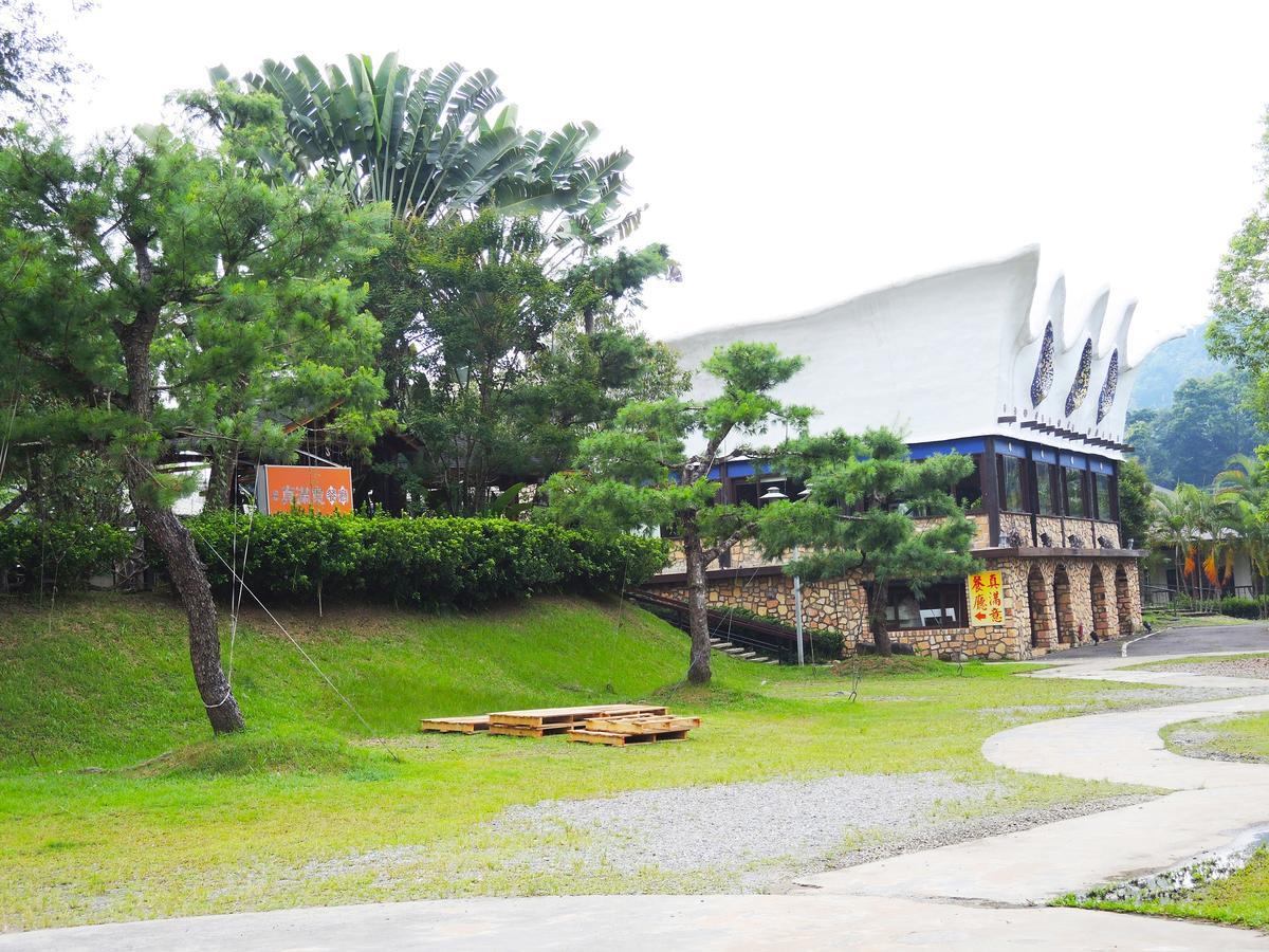 The Deer Resort Yuchi Exterior photo