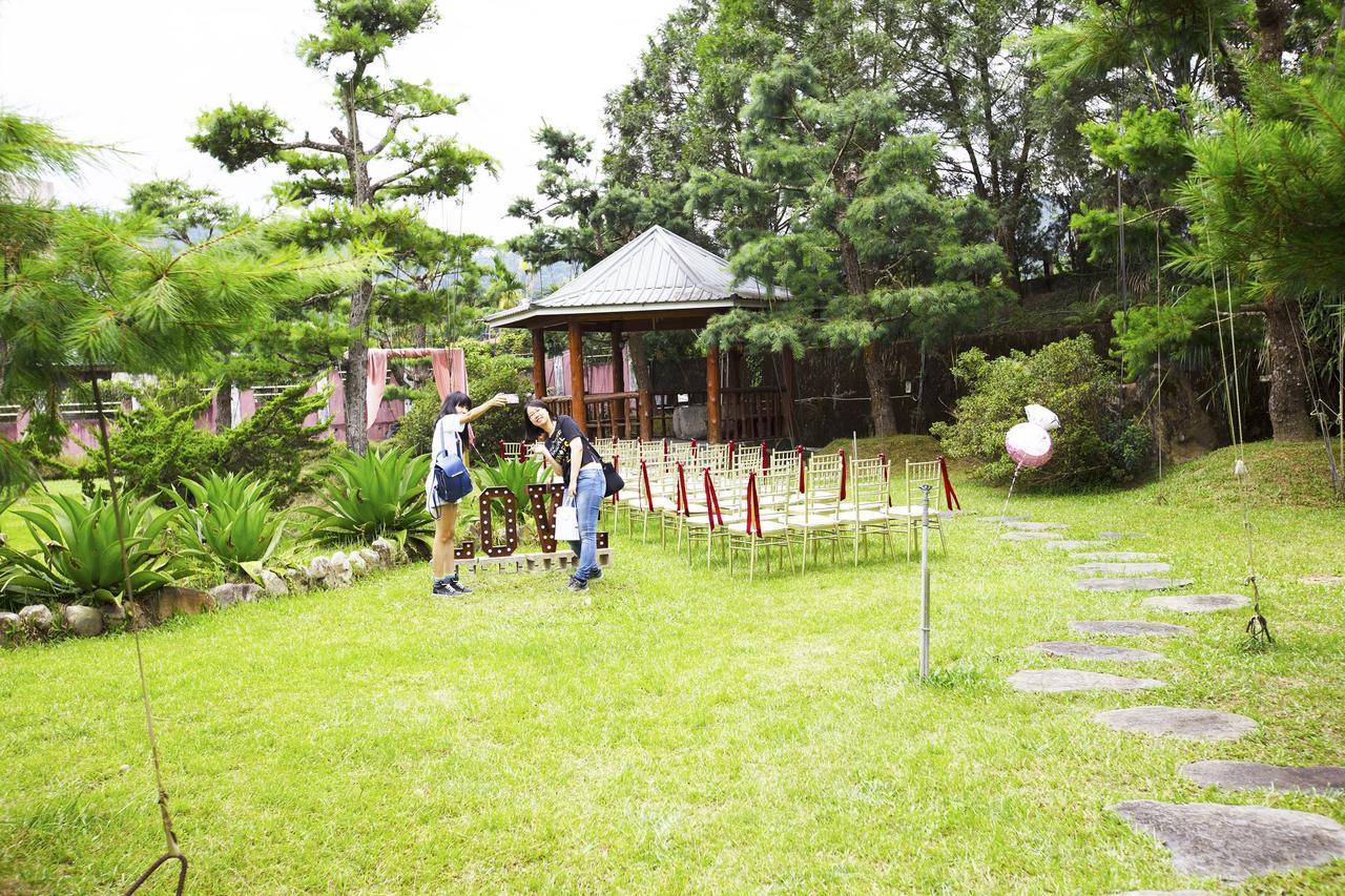 The Deer Resort Yuchi Exterior photo